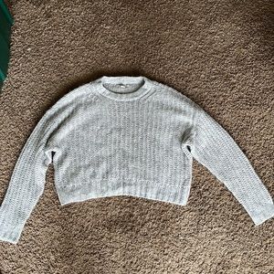 This sweater is very comfortable, yet stylish! Barely been worn!